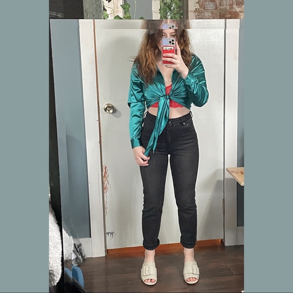 Teal satin top - Picture 2 of 3